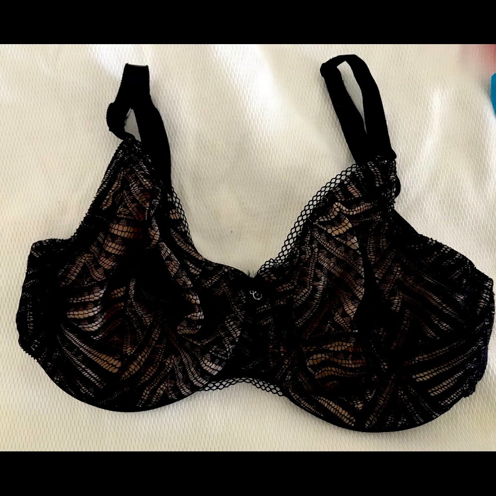 NWOT Chantelle Black lace 36DD
